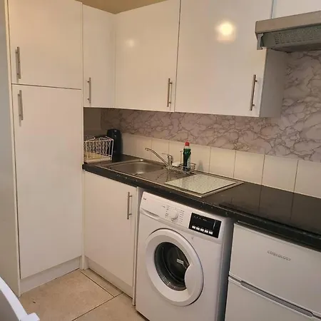Cozy Central One Bedroom Flat Reading Exterior photo