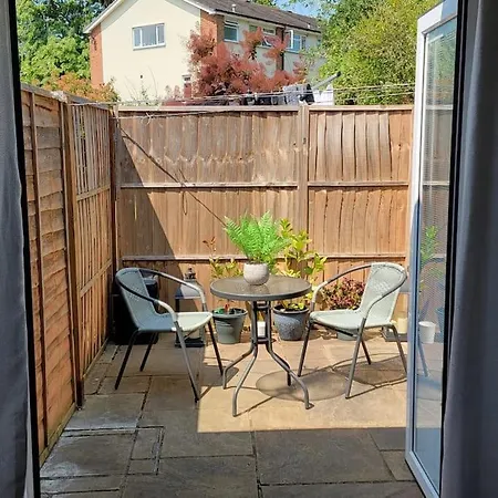 Cozy Central One Bedroom Flat Reading Exterior photo