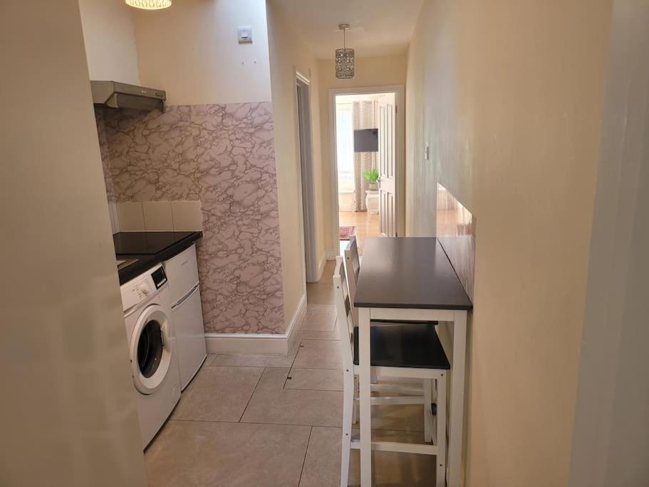 Cozy One Bedroom Flat Apartment