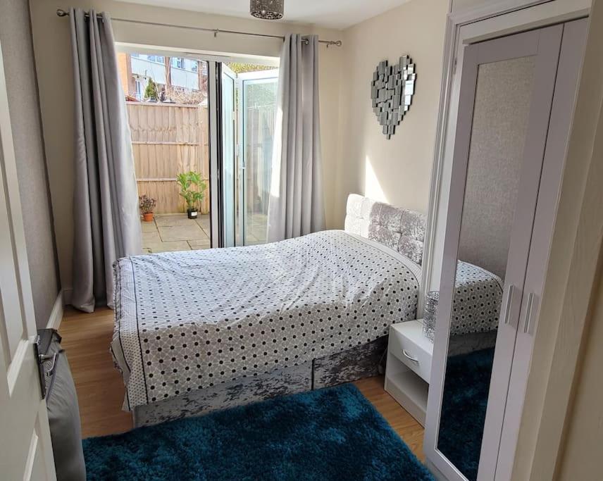 Cozy One Bedroom Flat Reading