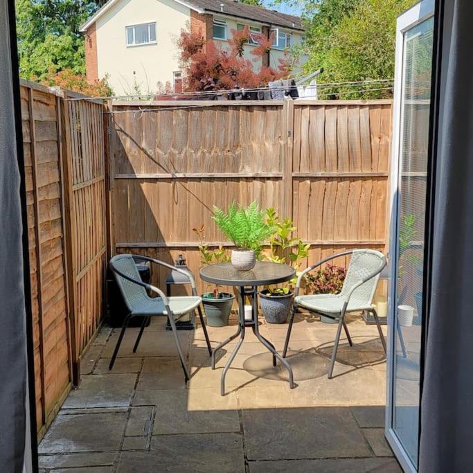 Cozy One Bedroom Flat Apartment *